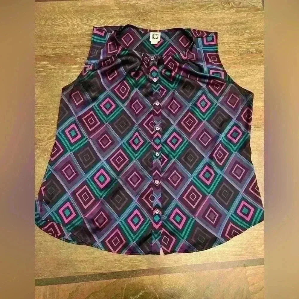 Ann Klein blouse XL sleeveless button front pleating geometric print